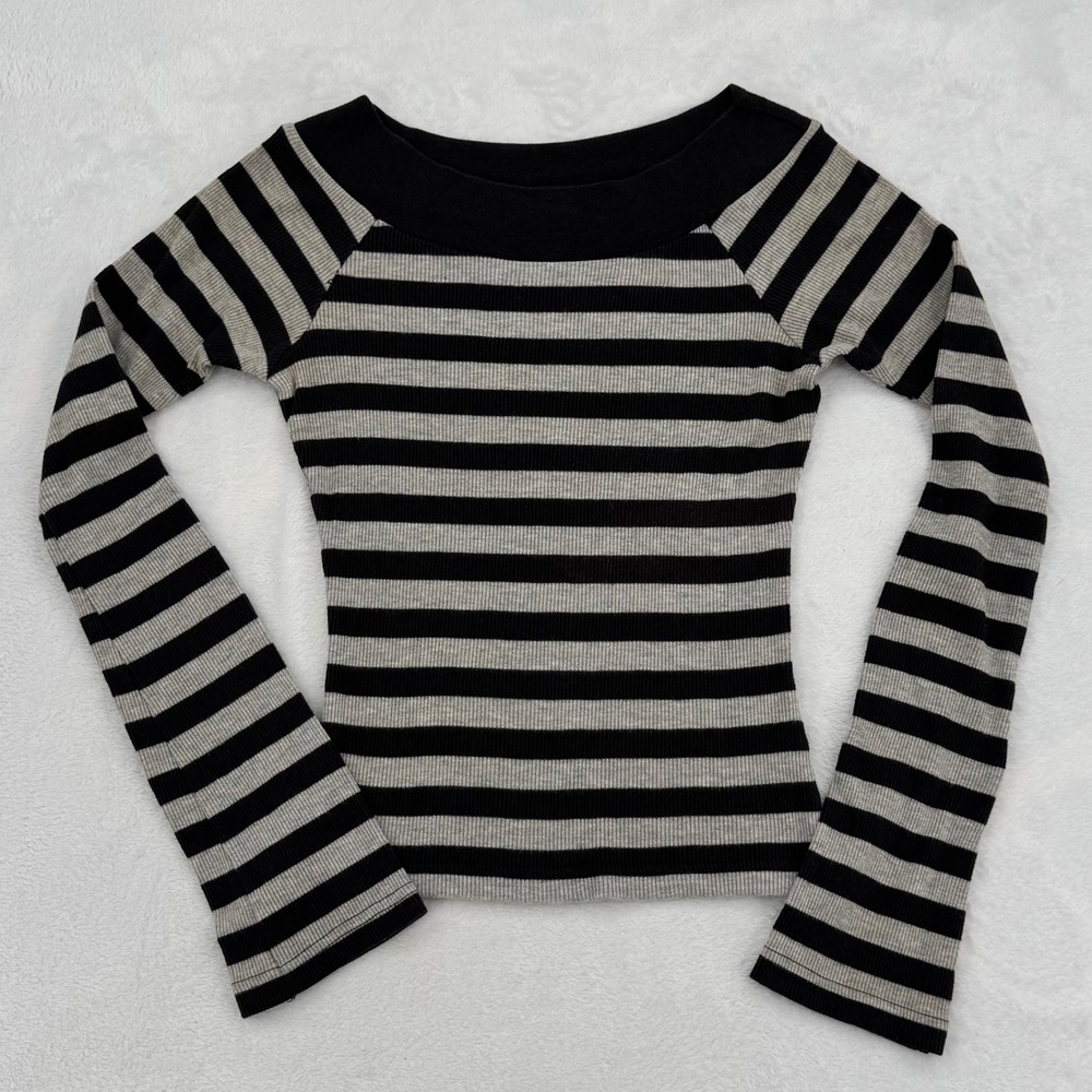 Vintage Y2K Energie Gray & Black Striped Ribbed Long Sleeve Fitted Top Sz Large